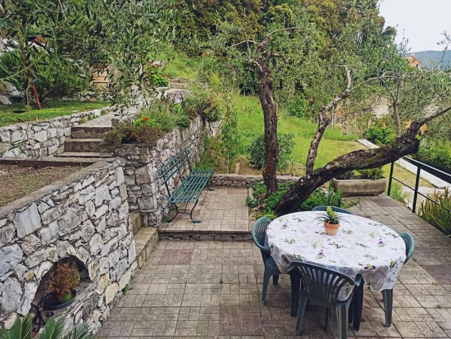 La Piazzetta Di Gra E Baldo Apartment Sestri Levante Bagian luar foto